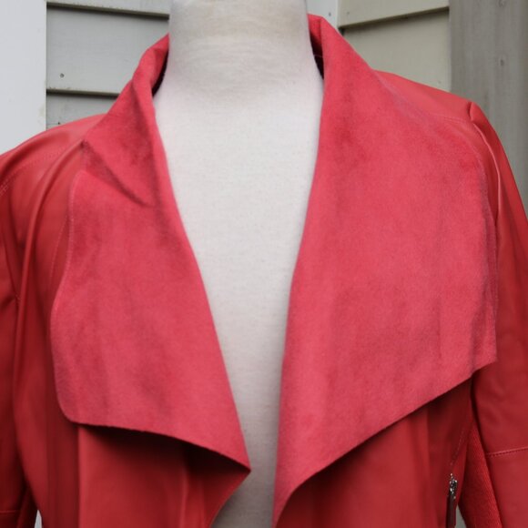 Bagatelle Salmon Coral Faux Vegan Leather Wide Collar Open Short Jacket Sz SMALL - Picture 2 of 7